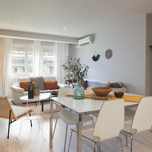 Appartamento Letsgo Diagonal Avenue Barcellona