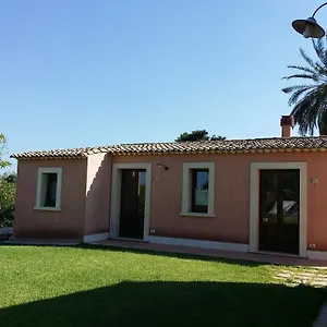Alloggio per agriturismo La Taverna Floridia