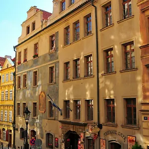 Apartament Thunovska