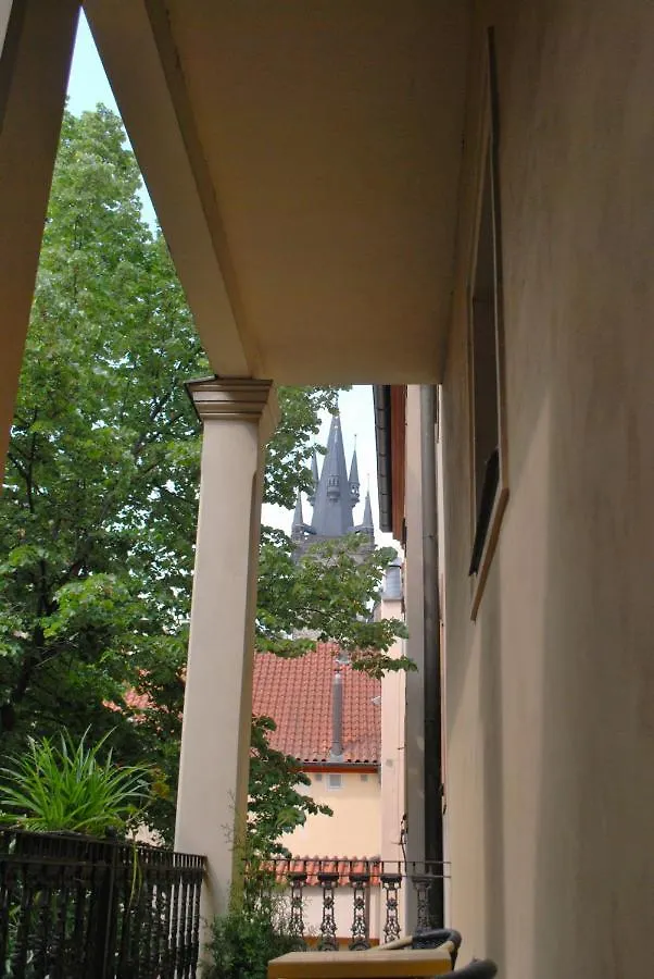 Hotel Metamorphis Praga 4*,